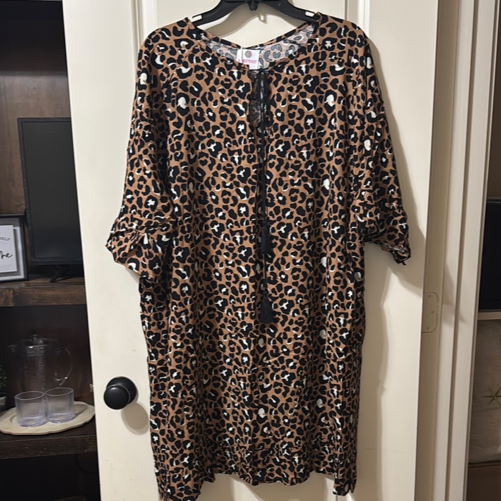 Leopard swimsuit Coverup